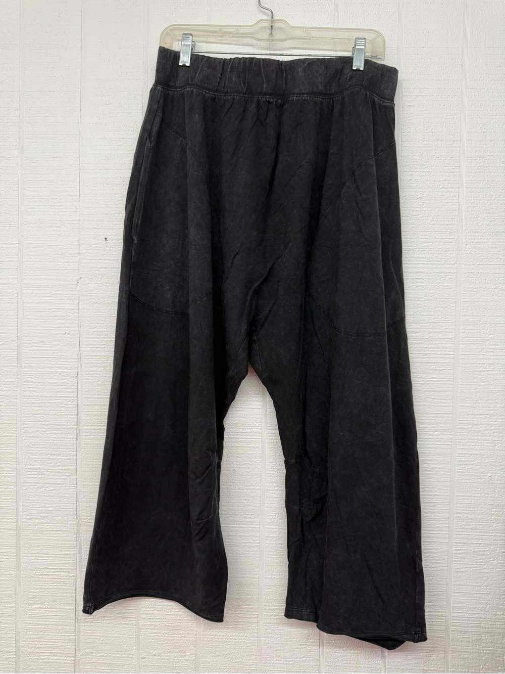 Free People Black Wide-Leg Capris with Drop Crotch